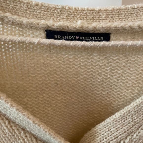 Brandy Melville cream beige wool cardigan - Picture 3 of 4